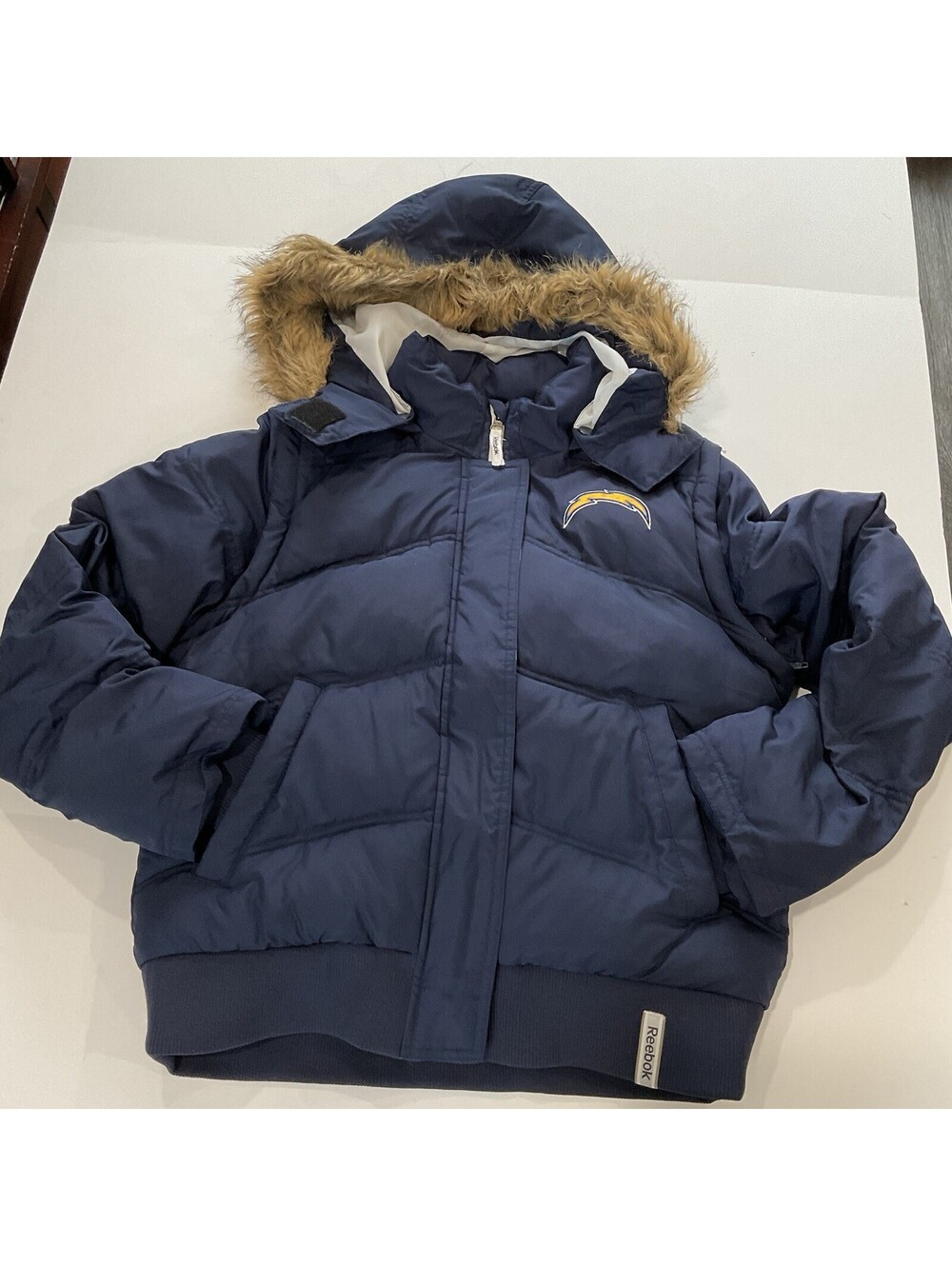 Vintage Chargers NFL Pro Line Puffer Jacket M Hooded Blue Full Zip Winter Coat